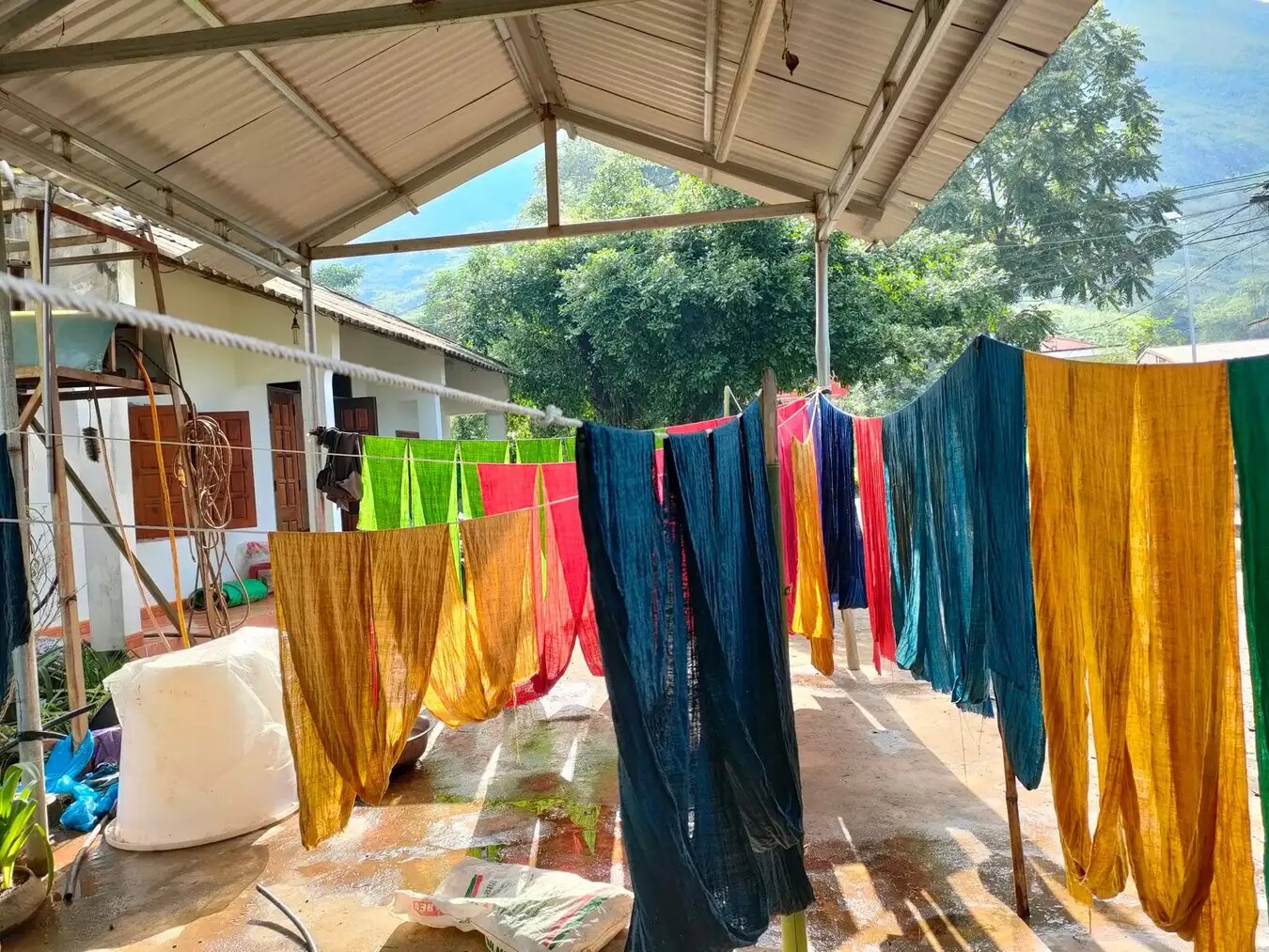 ha-giang-loop-motorbike-brocade